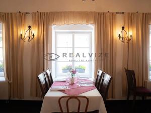 Prodej domu, Nové Hrady, 880 m2