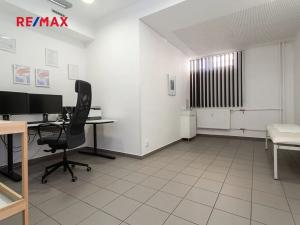 Pronájem ordinace, Praha - Nusle, Hradeckých, 39 m2
