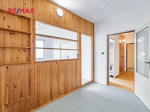 Pronájem bytu 1+1, Jindřichův Hradec, sídliště Vajgar, 43 m2