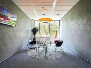 Pronájem kanceláře, Praha - Jinonice, Radlická, 500 m2