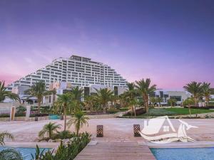 Prodej bytu 4+kk, Ayios Tykhonas, Kypr, 122 m2