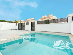 Prodej vily, Torrevieja, Španělsko, 95 m2