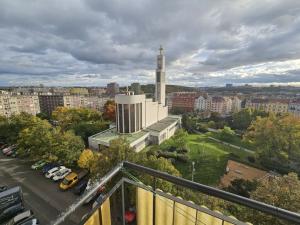 Pronájem bytu 2+1, Praha - Vršovice, náměstí Svatopluka Čecha, 55 m2