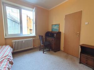 Pronájem bytu 2+1, Praha - Vršovice, náměstí Svatopluka Čecha, 55 m2