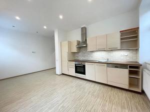 Pronájem bytu 2+1, Liberec, Baarova, 70 m2