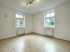 Pronájem bytu 2+1, Liberec, Baarova, 70 m2