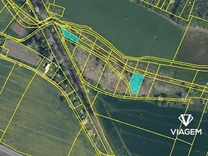 Prodej podílu pole, Roudnice nad Labem, 697 m2