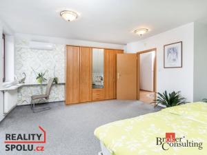 Prodej rodinného domu, Hradec Králové - Roudnička, Horní, 210 m2