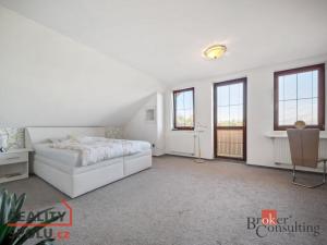 Prodej rodinného domu, Hradec Králové - Roudnička, Horní, 210 m2