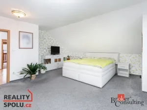 Prodej rodinného domu, Hradec Králové - Roudnička, Horní, 210 m2