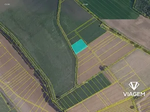 Prodej podílu pole, Malý Újezd, 593 m2