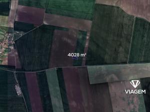 Prodej podílu pole, Martiněves, 335 m2