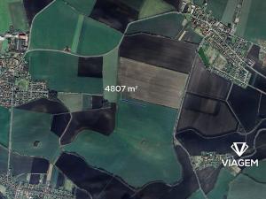 Prodej podílu pole, Chleby, 267 m2