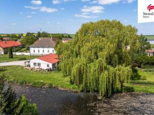 Prodej činžovního domu, Břežany II, 804 m2