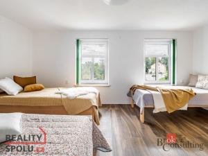 Prodej rodinného domu, Stožec - České Žleby, 283 m2