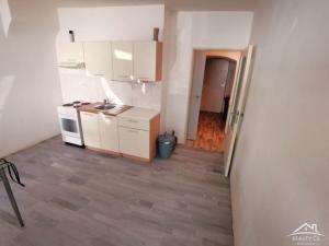Pronájem bytu 2+kk, Jihlava, Husova, 43 m2