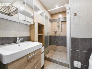 Prodej bytu 3+1, Bučovice, Na Padělcích, 73 m2