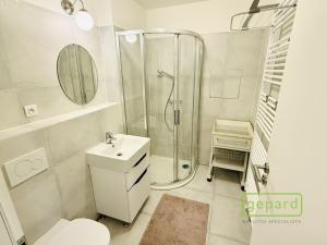 Pronájem bytu 1+kk, Dobřichovice, Anežky České, 34 m2