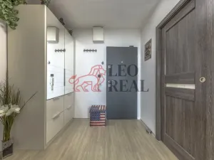 Pronájem bytu 2+kk, Praha - Černý Most, Kpt. Stránského, 46 m2