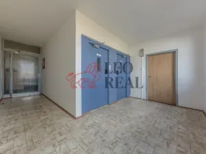 Pronájem bytu 2+kk, Praha - Černý Most, Kpt. Stránského, 46 m2