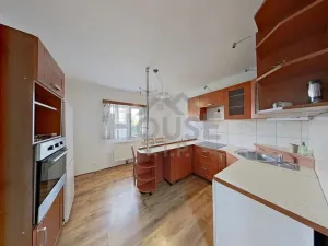 Prodej výrobních prostor, Štíhlice, 226 m2