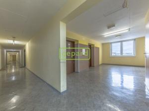 Prodej bytu 2+kk, Praha, Štúrova, 40 m2