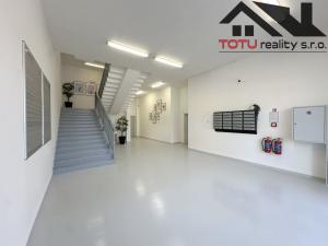 Pronájem obchodního prostoru, Jaroměř, Jezbinská, 269 m2