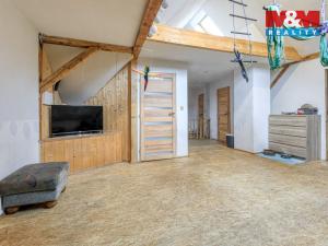 Prodej rodinného domu, Cebiv, 360 m2