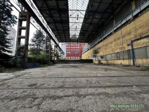 Pronájem komerčního pozemku, Praha - Vysočany, Lisabonská, 1900 m2