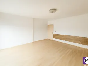 Prodej bytu 2+1, Praha, Na Harfě, 95 m2