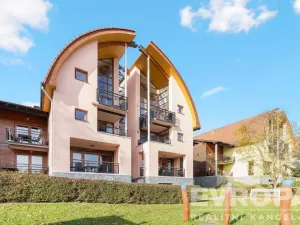 Prodej atypického bytu, Lipno nad Vltavou - Slupečná, 95 m2