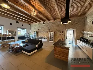 Prodej rodinného domu, Peruc, 235 m2