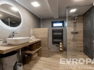 Prodej chalupy, Trhová Kamenice, 197 m2