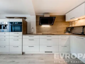 Prodej chalupy, Trhová Kamenice, 197 m2