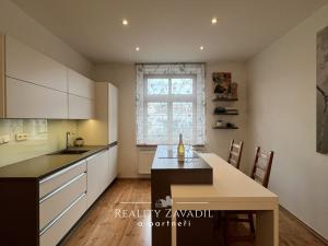 Pronájem bytu 2+kk, Praha, Chaberská, 45 m2