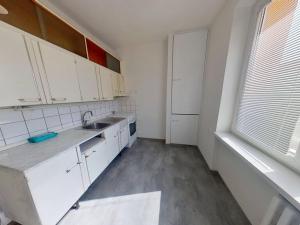 Pronájem bytu 2+1, Třebíč, Václavské nám., 55 m2