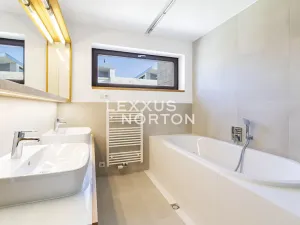 Prodej rodinného domu, Praha - Libuš, V Hrobech, 285 m2