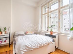 Pronájem bytu 2+1, Praha, Bulharská, 41 m2