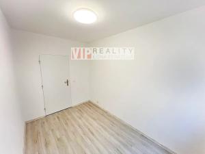 Pronájem bytu 4+1, Brno, Bzenecká, 85 m2