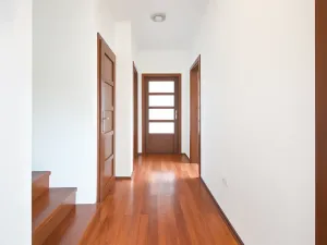 Prodej rodinného domu, Praha - Březiněves, 250 m2