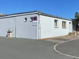 Pronájem skladu, Praha - Horní Počernice, Ve žlíbku, 145 m2