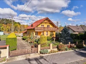 Prodej rodinného domu, Ostrov, 210 m2