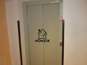 Pronájem bytu 1+kk, Praha - Háje, Matúškova, 29 m2