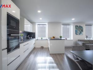 Prodej bytu 3+kk, Litvínov - Horní Litvínov, Podkrušnohorská, 76 m2