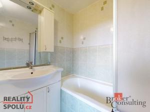 Prodej bytu 2+1, Chomutov, Pod Břízami, 60 m2