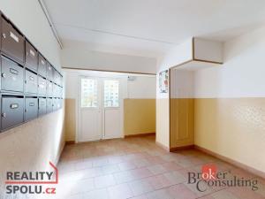 Prodej bytu 2+1, Chomutov, Pod Břízami, 60 m2