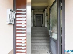 Prodej bytu 3+kk, Praha - Strašnice, Na hroudě, 54 m2