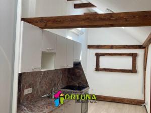 Pronájem bytu 2+kk, České Budějovice, V. Špály, 35 m2