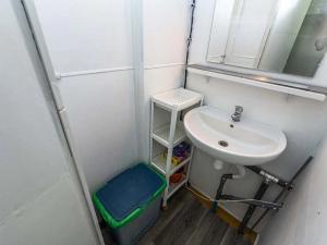 Prodej chaty, Černolice, V Dolečku, 28 m2