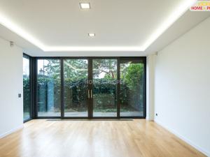 Prodej bytu 2+kk, Praha - Podolí, Jeremenkova, 62 m2